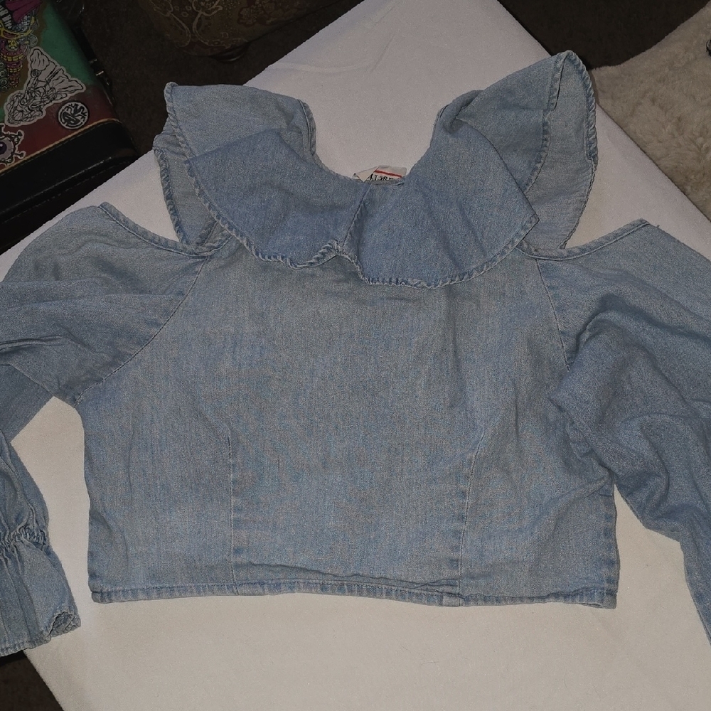 Light Blue Ruffle Denim Crop Top - Picture 9 of 14